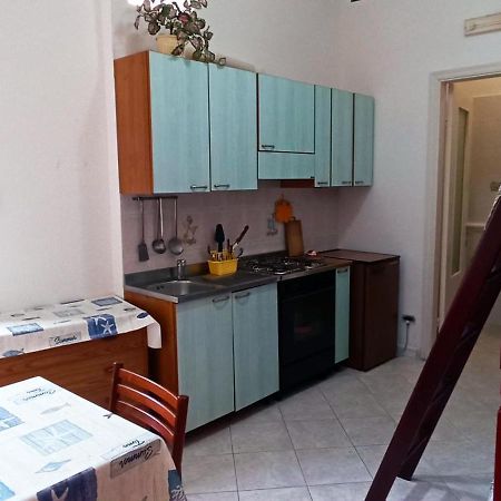 Rifugio A Chiaia 2 Apartment Ponza Bagian luar foto